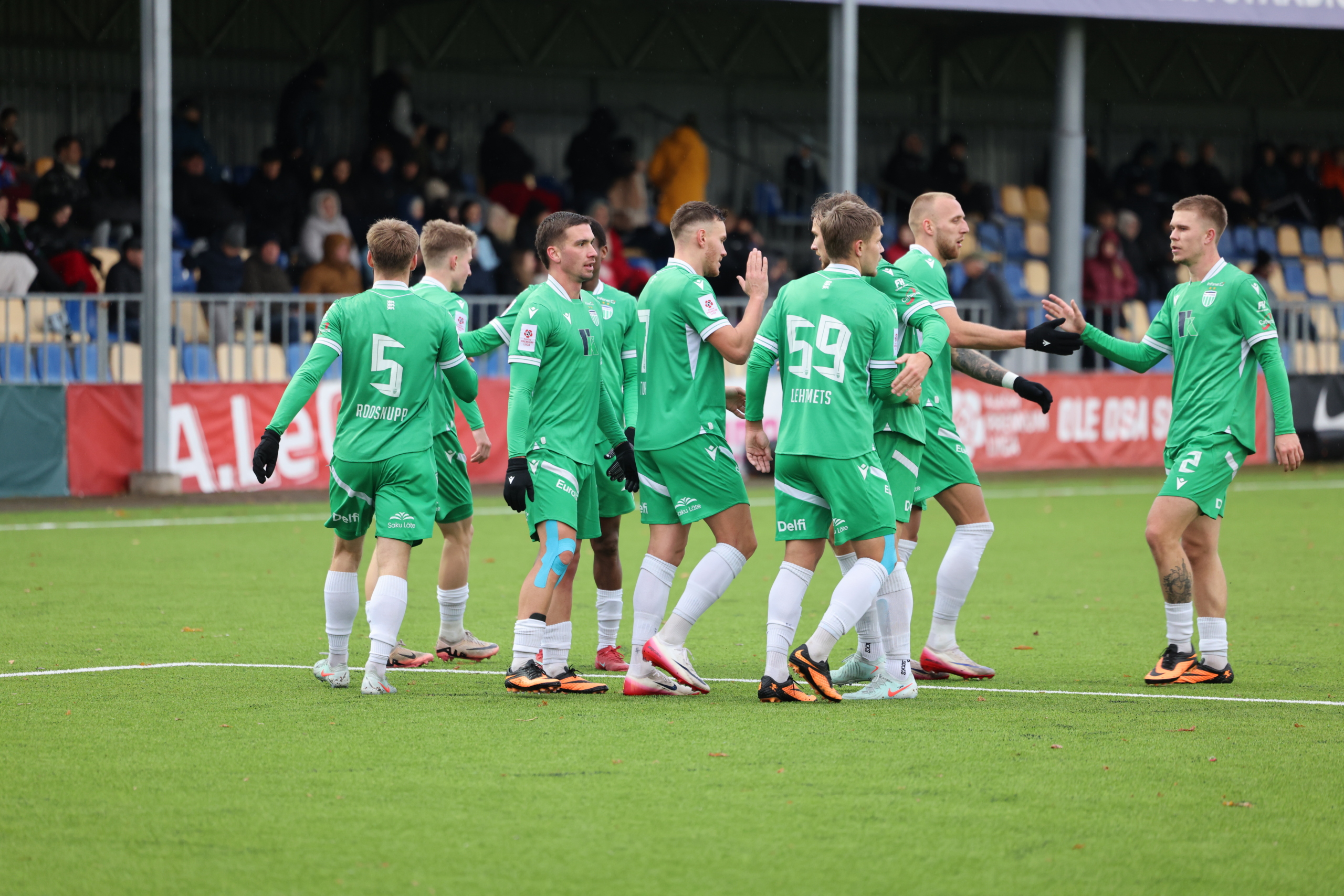 Täna, 2. novembril peetud Premium liiga 35. vooru kohtumine lõppes FCI Levadia kindla 4:0 võiduga JK Narva Transi üle. Võiduga…
The post Levadia võttis Narvas k